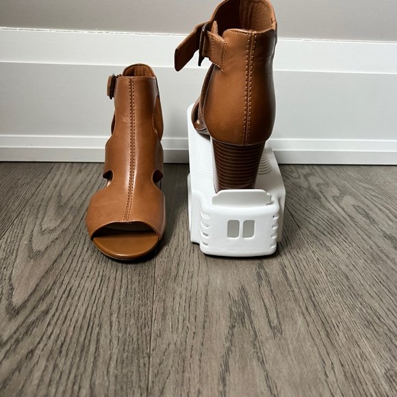 Clarks Deva Heidi Heeled Sandals. Size 8. NWT - Picture 4 of 5